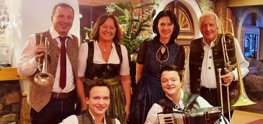 Weihnachten im Sporthotel Kogler mit der Familienmusik Herzog 